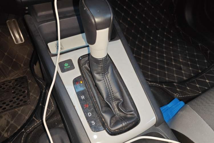 Used Honda Fit 2021 1.5L CVT Trendy Run Pro Edition Gear Lever