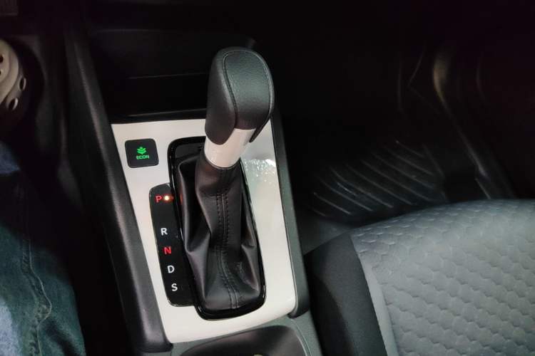 Used Honda Fit 2021 1.5L CVT Trend Edition Gear Lever