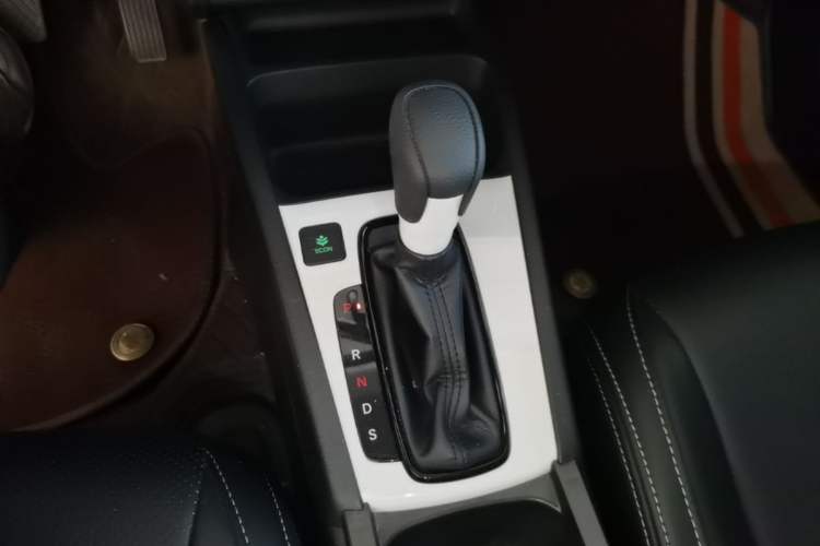 Used Honda Fit 2021 1.5L CVT Trend Edition Gear Lever