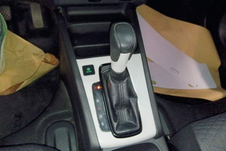 Used Honda Fit 2021 1.5L CVT Trend Edition Gear Lever
