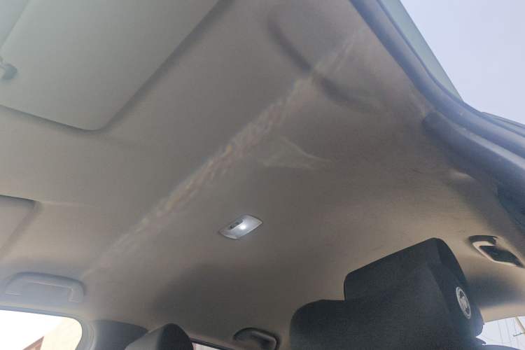 Used Honda Fit 2021 1.5L CVT Trend Edition Headliner