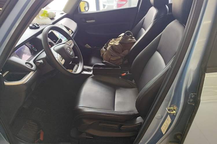 Used Honda Fit 2021 1.5L CVT Trendy Edition Left Front Seat