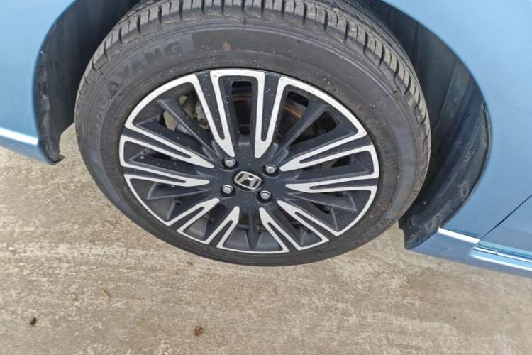 Used Honda Fit 2021 1.5L CVT Trendy Run Pro Edition Left Front Wheel Hub