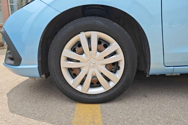 Used Honda Fit 2021 1.5L CVT Trend Edition Left Front Wheel Hub