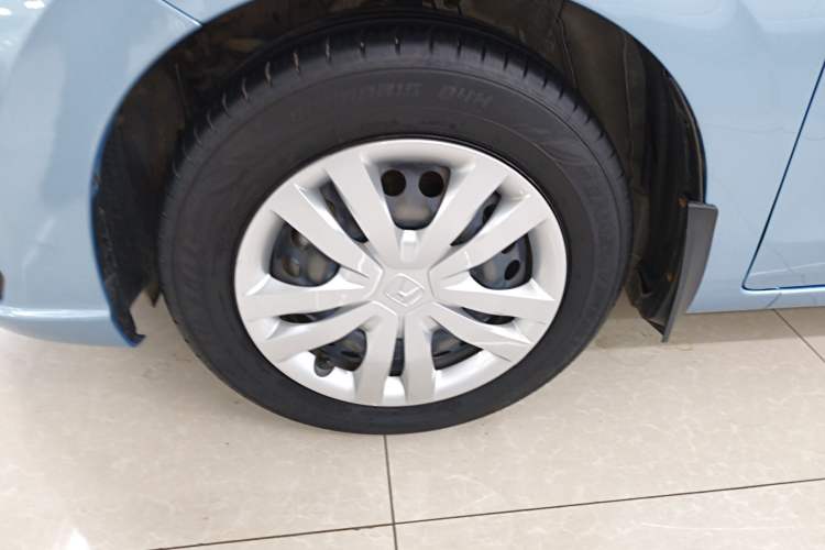 Used Honda Fit 2021 1.5L CVT Trendy Sports Edition Left Front Wheel Hub