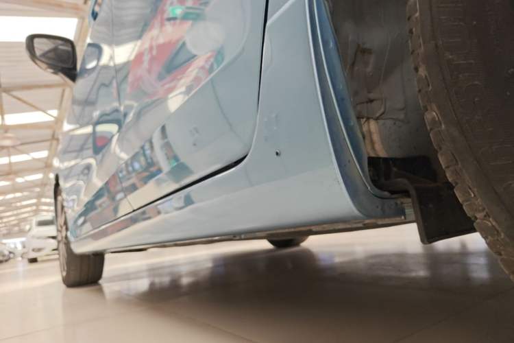 Used Honda Fit 2021 1.5L CVT Trendy Run Pro Edition Left Side Sill