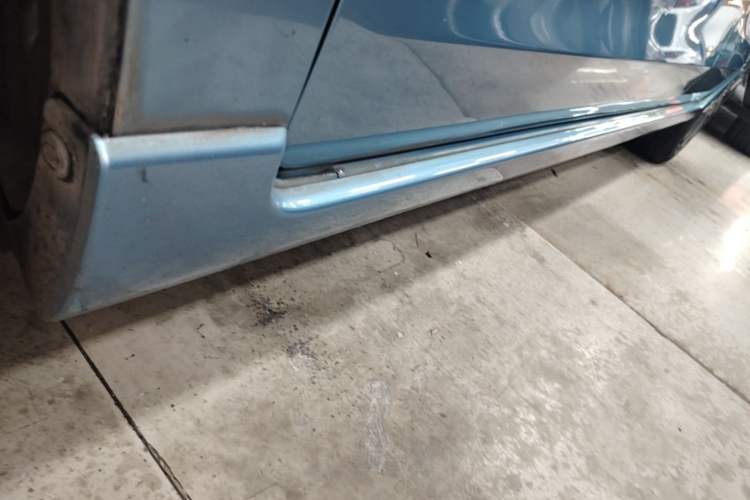Used Honda Fit 2021 1.5L CVT Trendy Sports Edition Left Side Sill
