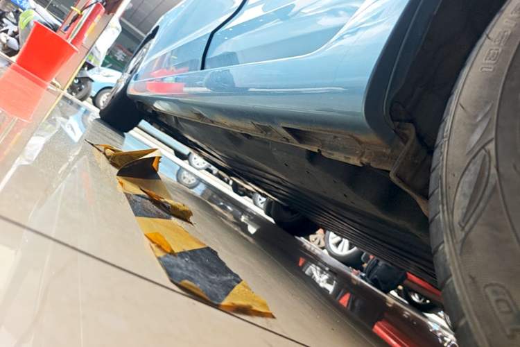 Used Honda Fit 2021 1.5L CVT Trendy Sports Edition Left Side Sill