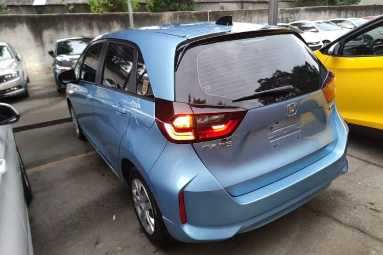 Used Honda Fit 2021 1.5L CVT Trend Edition Rear Left 45 Deg