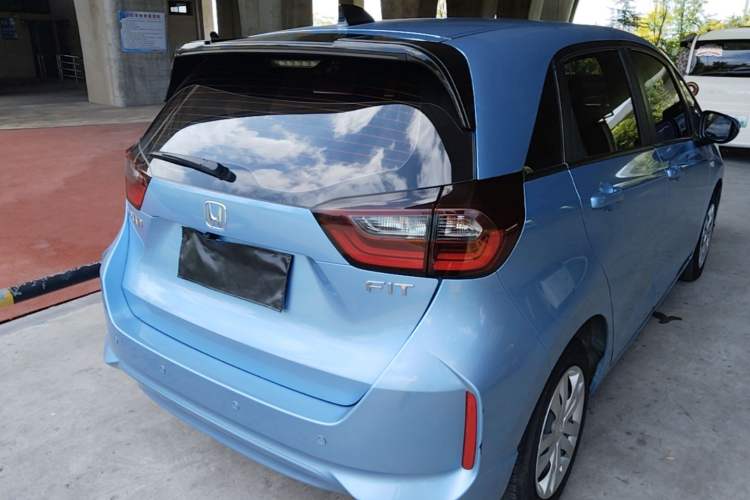 Used Honda Fit 2021 1.5L CVT Trendy Edition Rear Right 45 Deg