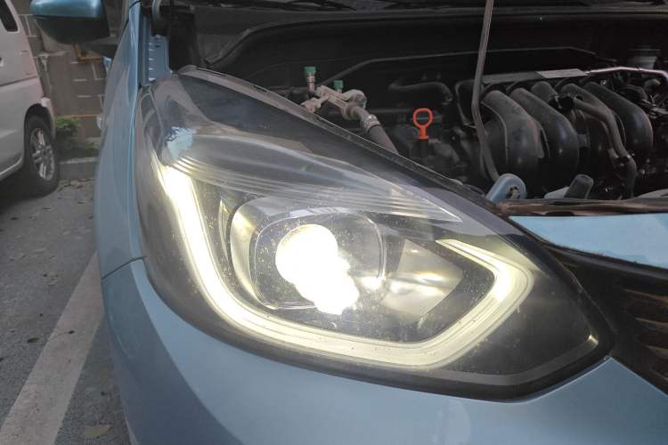 Used Honda Fit 2021 1.5L CVT Trendy Run Pro Edition Right Front Headlight