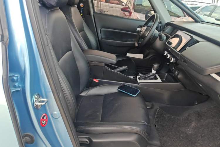Used Honda Fit 2021 1.5L CVT Trendy Run Pro Edition Right Front Seat