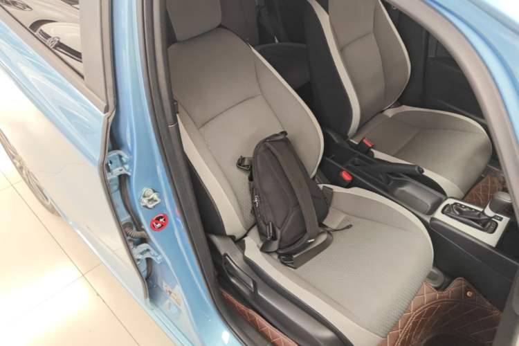 Used Honda Fit 2021 1.5L CVT Trendy Run Pro Edition Right Front Seat
