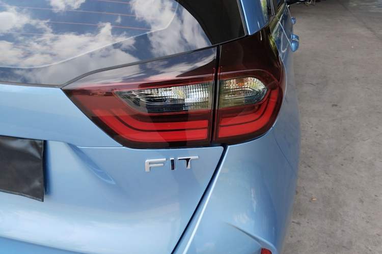 Used Honda Fit 2021 1.5L CVT Trendy Edition Right Rear Taillight