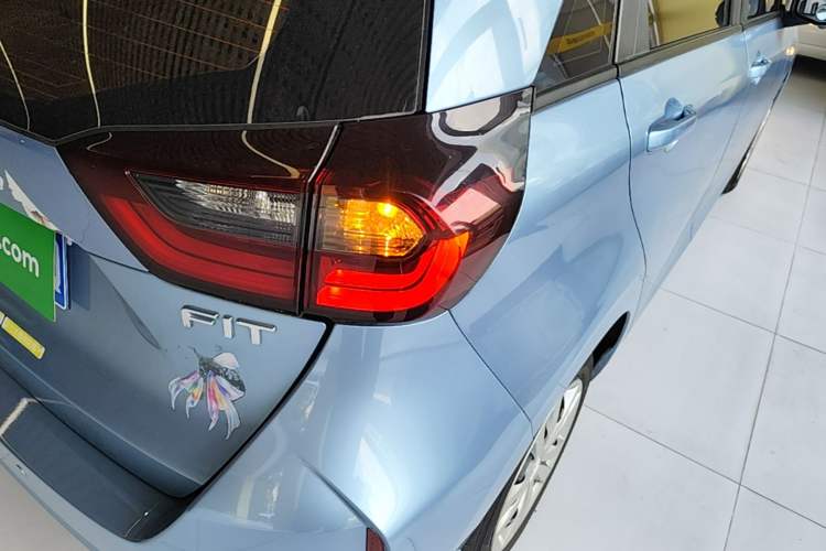Used Honda Fit 2021 1.5L CVT Trendy Edition Right Rear Taillight