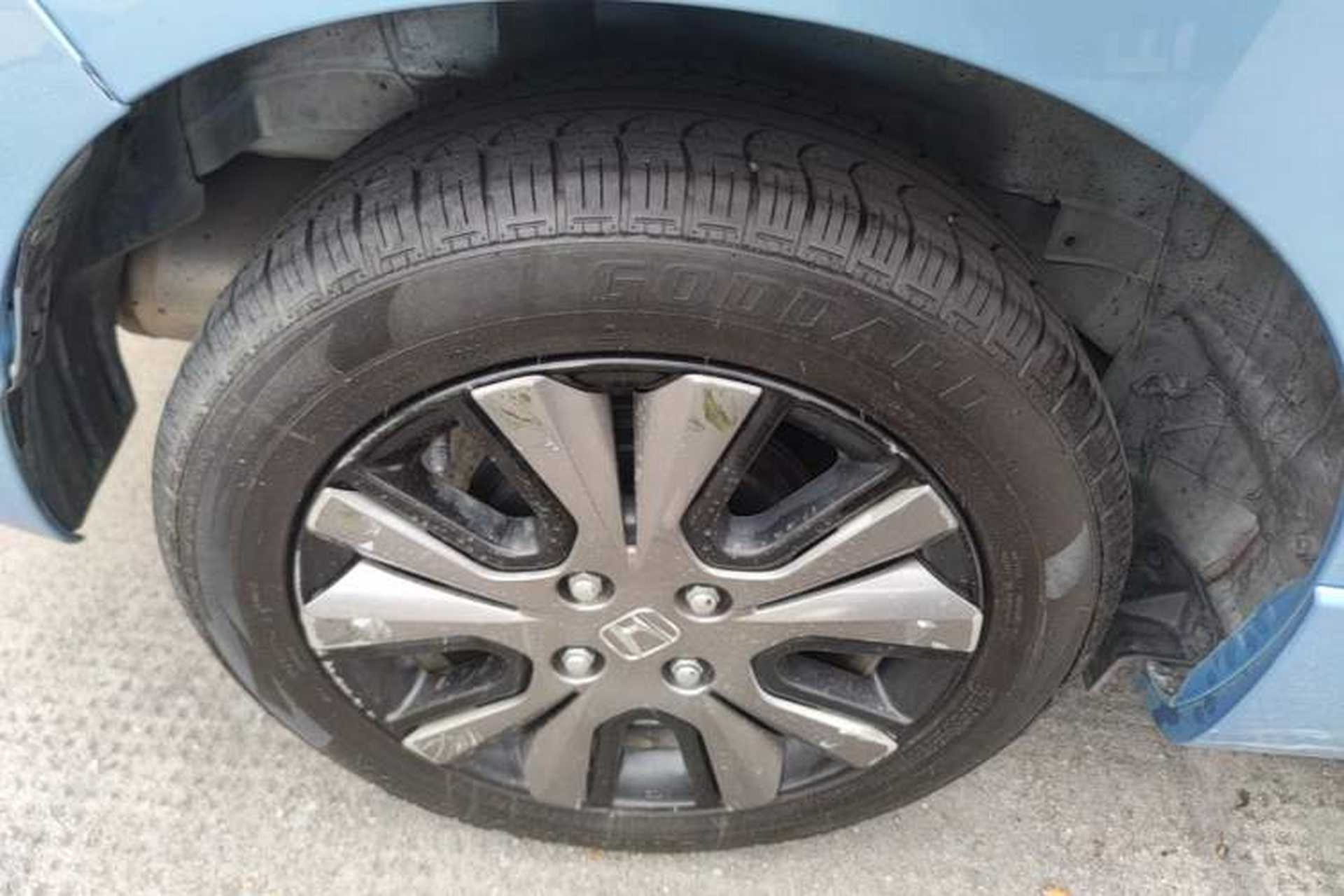 Used Honda Fit 2021 1.5L CVT Trendy Sports Edition Right Rear Wheel Hub