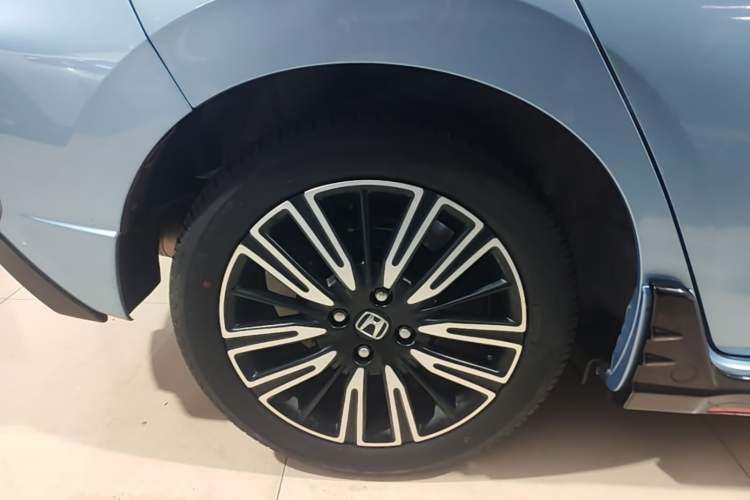 Used Honda Fit 2021 1.5L CVT Trendy Run Pro Edition Right Rear Wheel Hub