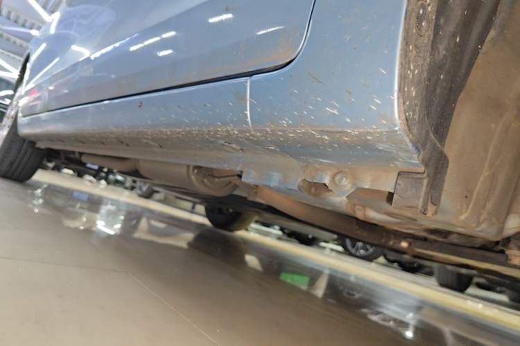 Used Honda Fit 2021 1.5L CVT Trend Edition Right Side Sill