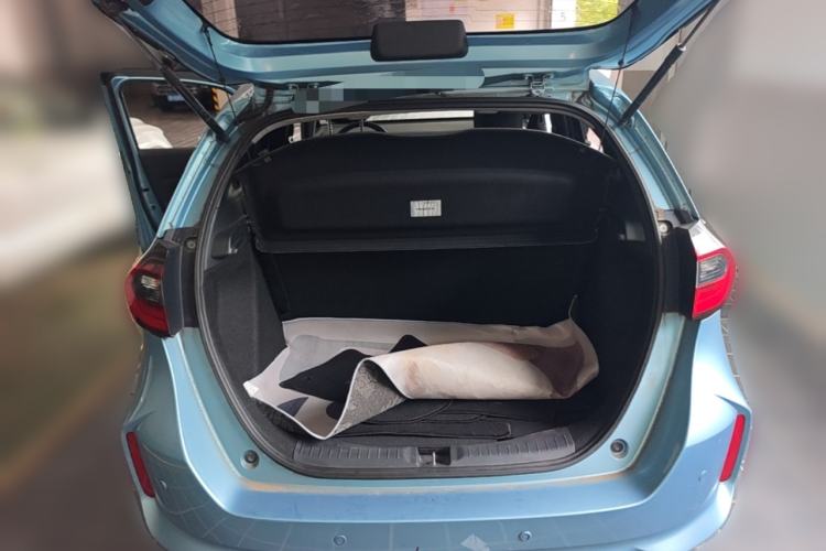 Used Honda Fit 2021 1.5L CVT Trend Edition Trunk