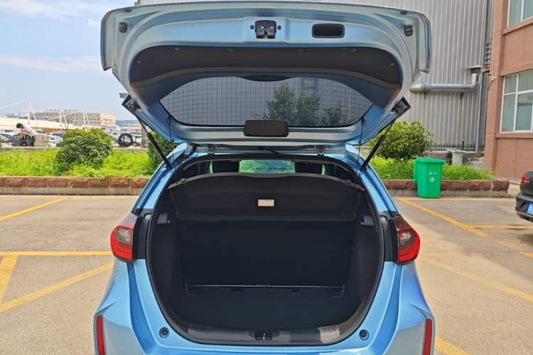 Used Honda Fit 2021 1.5L CVT Trend Edition Trunk