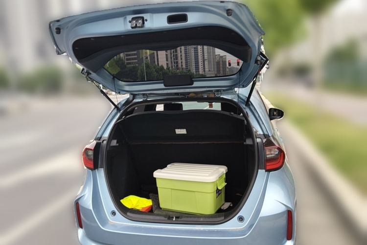 Used Honda Fit 2021 1.5L CVT Trend Edition Trunk