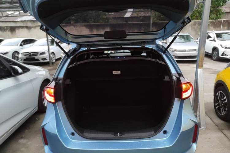 Used Honda Fit 2021 1.5L CVT Trend Edition Trunk