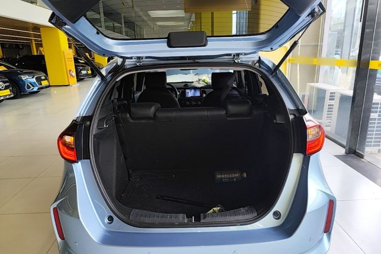 Used Honda Fit 2021 1.5L CVT Trendy Edition Trunk