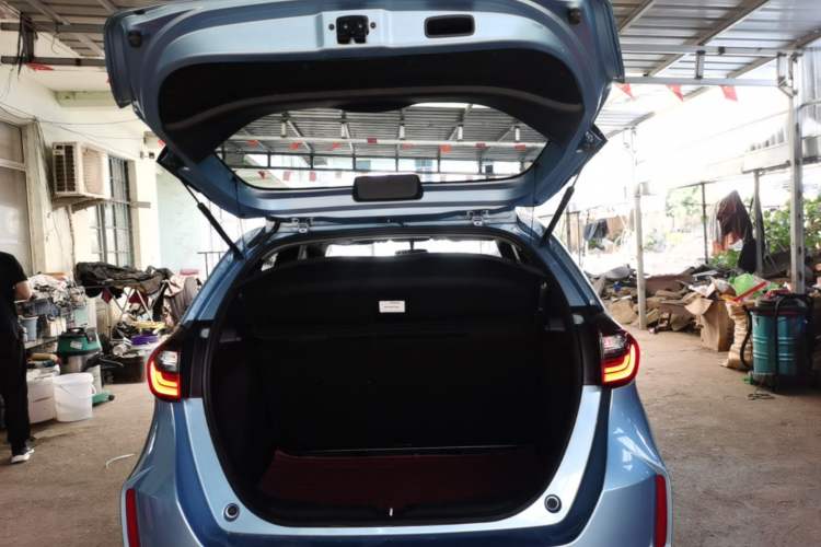 Used Honda Fit 2021 1.5L CVT Trend Edition Trunk