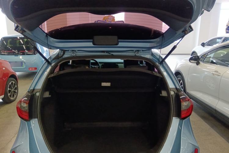 Used Honda Fit 2021 1.5L CVT Trend Edition Trunk
