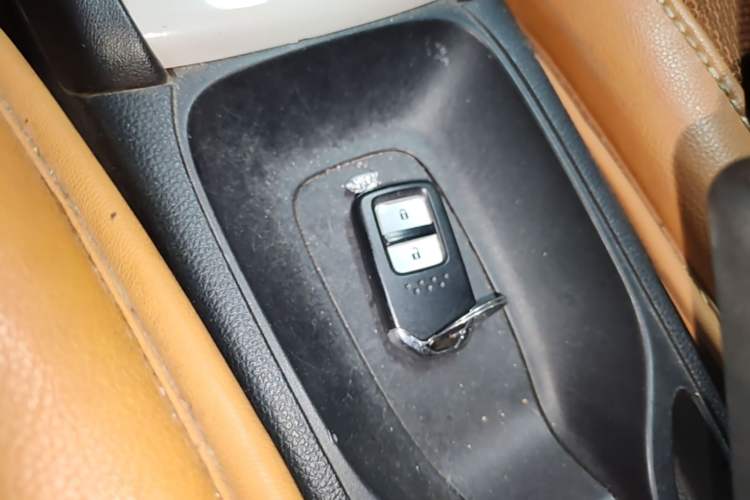 Used Honda Fit 2021 1.5L CVT Trend Edition Vehicle Key