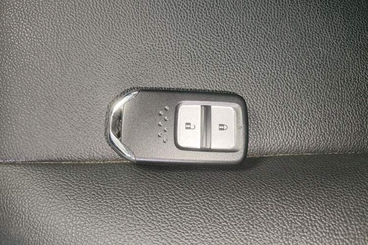 Used Honda Fit 2021 1.5L CVT Trendy Sports Edition Vehicle Key