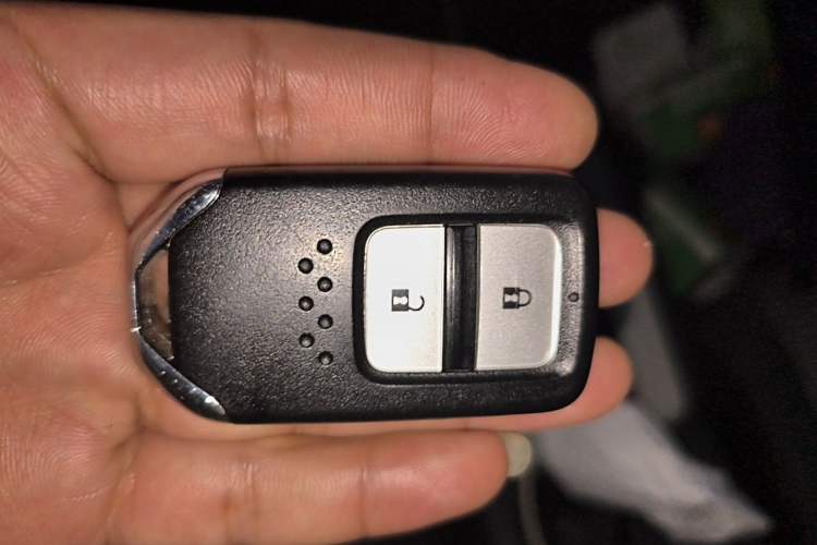Used Honda Fit 2021 1.5L CVT Trend Edition Vehicle Key