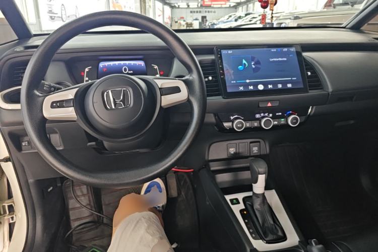 Used Honda Fit 2021 1.5L CVT Trend Edition Center Console
