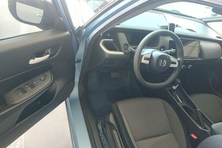 Used Honda Fit 2021 1.5L CVT Trendy Edition Driver Seat
