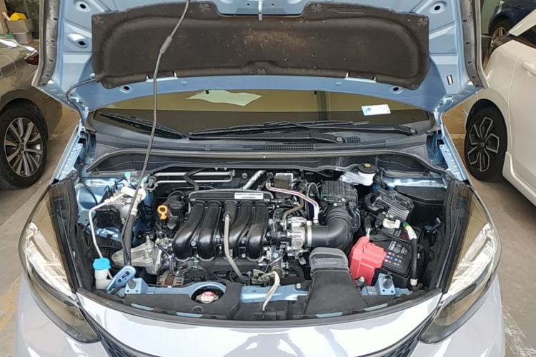 Used Honda Fit 2021 1.5L CVT Trendy Edition Engine Bay