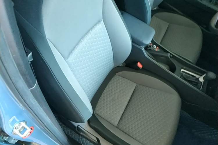 Used Honda Fit 2021 1.5L CVT Trendy Edition Right Front Seat