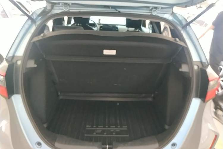 Used Honda Fit 2021 1.5L CVT Trendy Edition Trunk