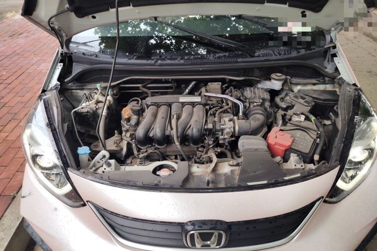 Used Honda Fit 2021 1.5L CVT Trendy Version Engine Bay