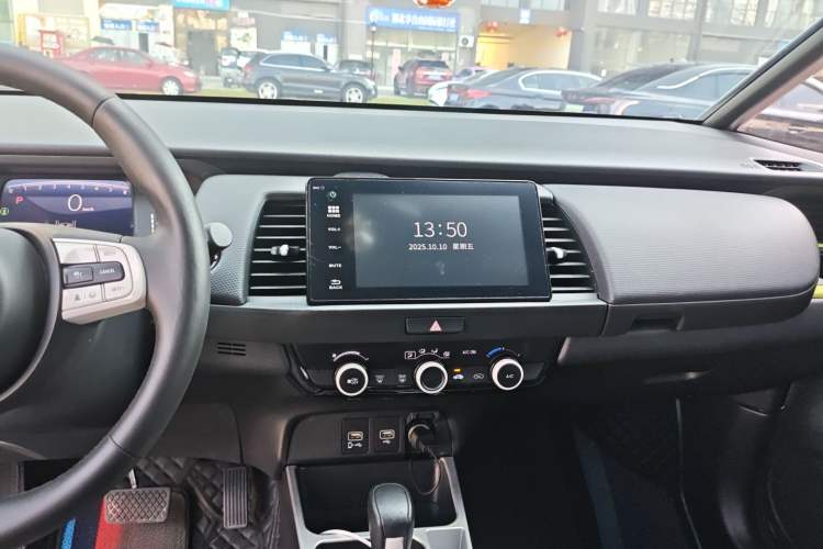 Used Honda Fit 2021 1.5L CVT Chao Yue Max Edition Audio And AC Panel