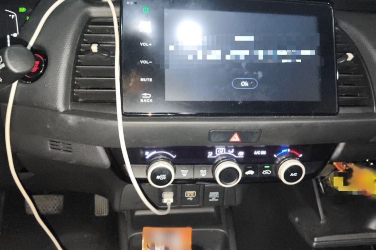 Used Honda Fit 2021 1.5L CVT Chao Yue Max Edition Audio And AC Panel