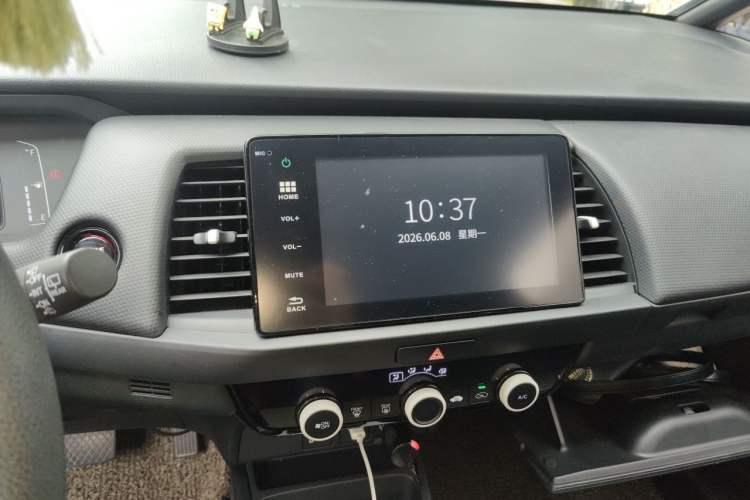 Used Honda Fit 2021 1.5L CVT Trendy Version Audio And AC Panel