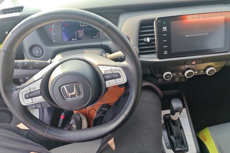 Used Honda Fit 2021 1.5L CVT Chao Yue Max Edition Center Console