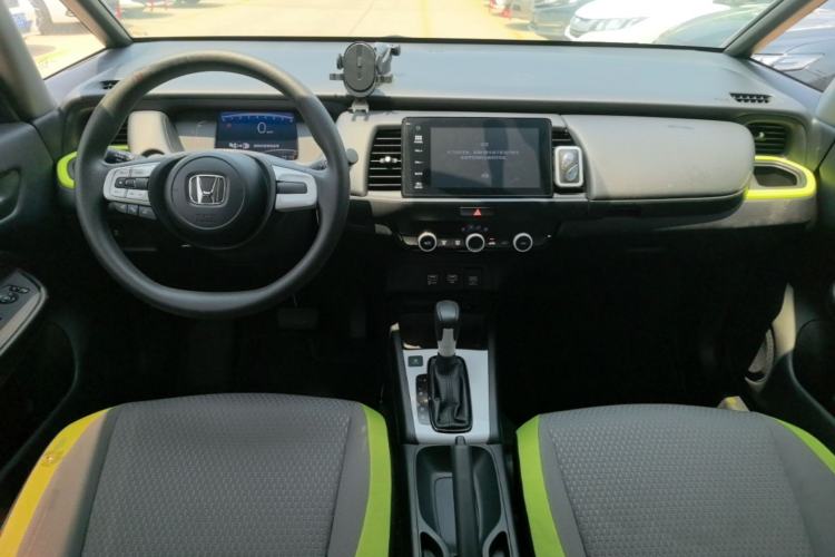 Used Honda Fit 2021 1.5L CVT Trendy Version Center Console