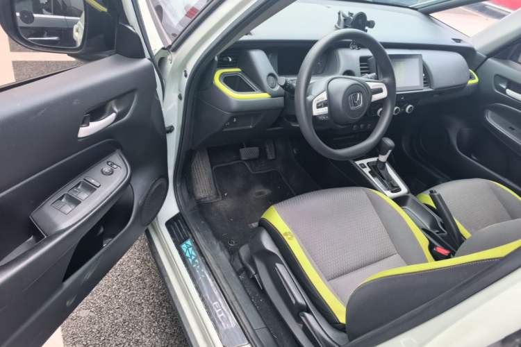 Used Honda Fit 2021 1.5L CVT Trendy Version Driver Seat