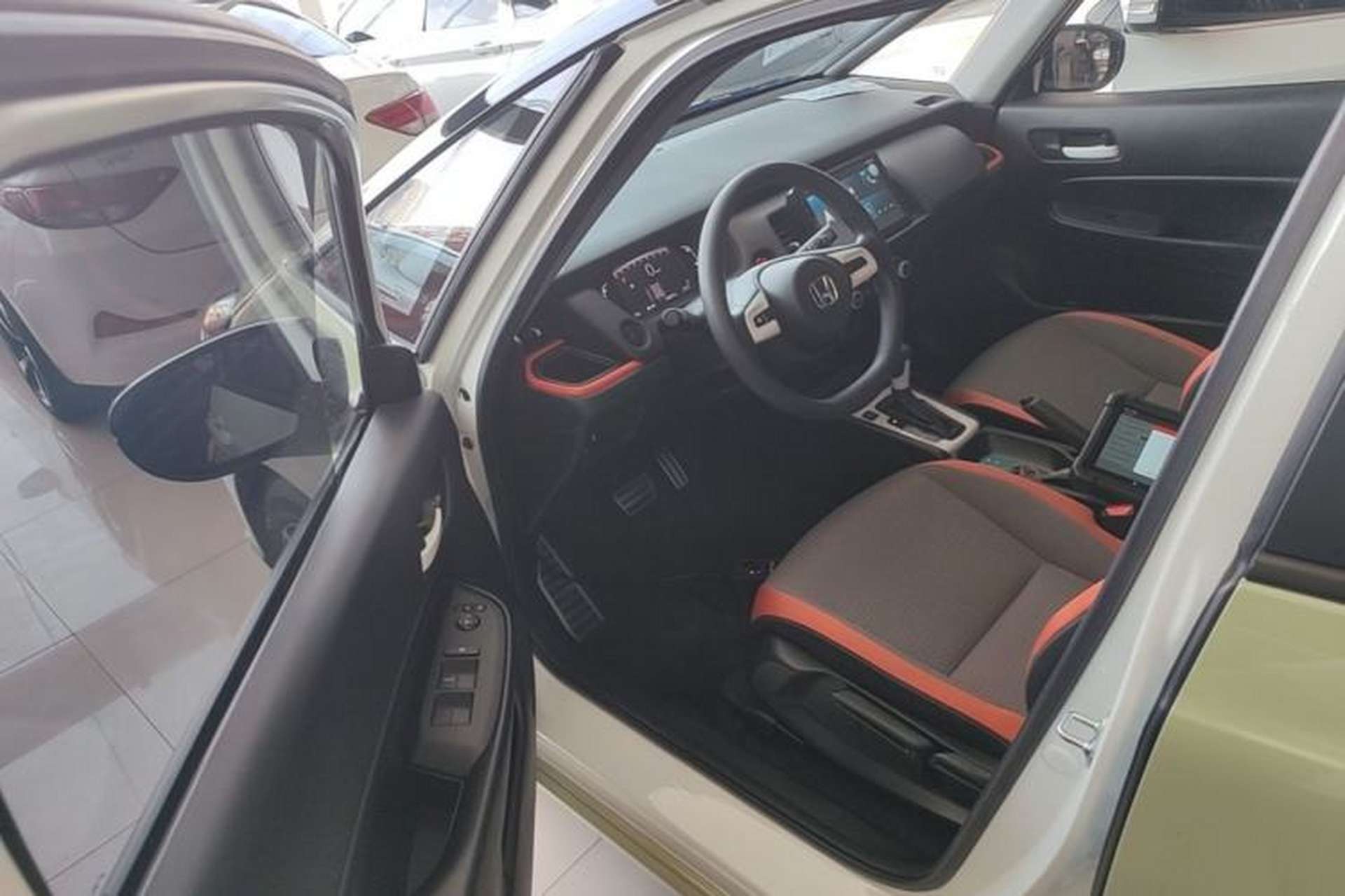 Used Honda Fit 2021 1.5L CVT Trendy Sports Edition Driver Seat