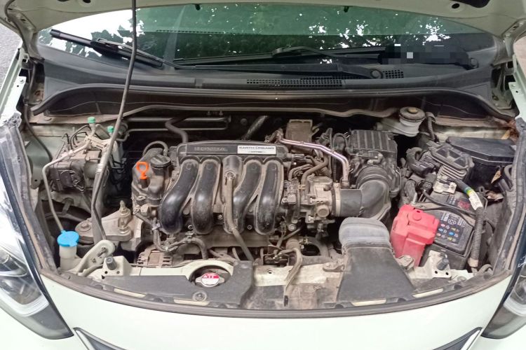 Used Honda Fit 2021 1.5L CVT Trendy Version Engine Bay