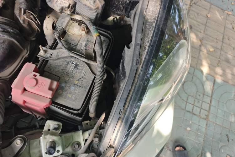 Used Honda Fit 2021 1.5L CVT Trendy Version Engine Bay Left