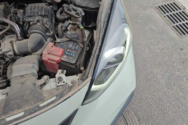 Used Honda Fit 2021 1.5L CVT Trendy Version Engine Bay Left