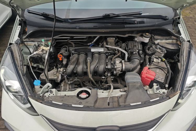 Used Honda Fit 2021 1.5L CVT Trendy Version Engine Bay