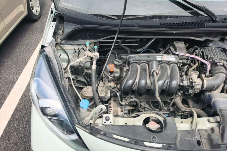 Used Honda Fit 2021 1.5L CVT Trendy Version Engine Bay Right